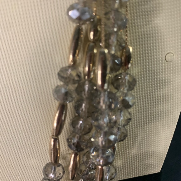 Sophia and Kate Necklace and Earring Set. - Picture 3 of 6